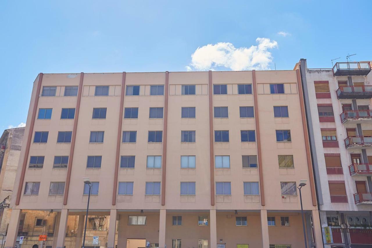 Sturzo 44 Panzió Palermo Kültér fotó